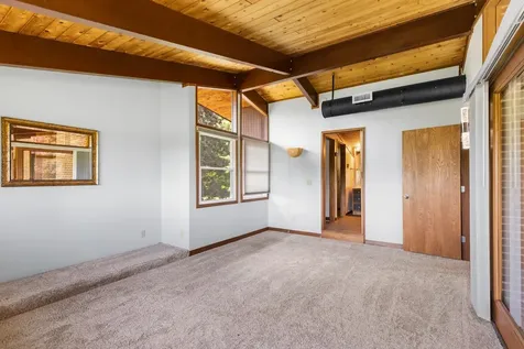 293 North River Road Lee NH 03861