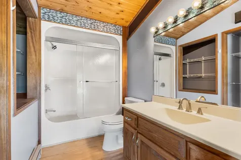 293 North River Road Lee NH 03861