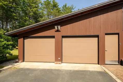 293 North River Road Lee NH 03861