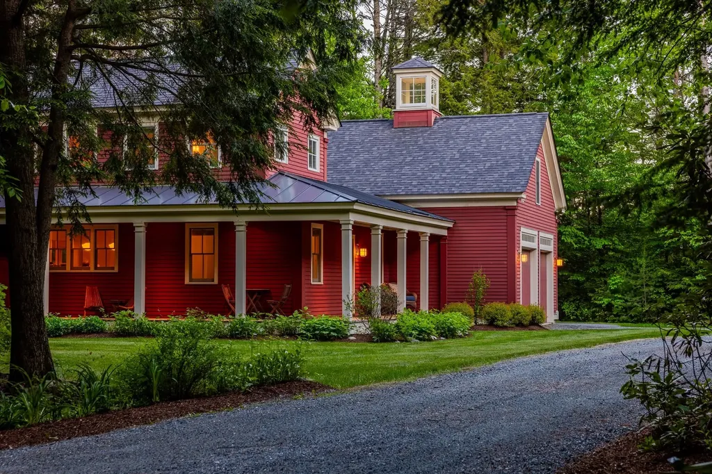 292 Hard Road Hartford VT 05059