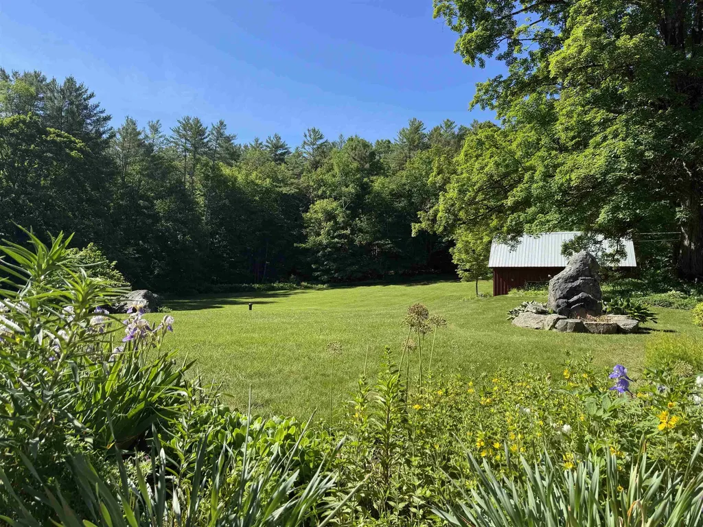 470 Old County Road Plainfield NH 03781