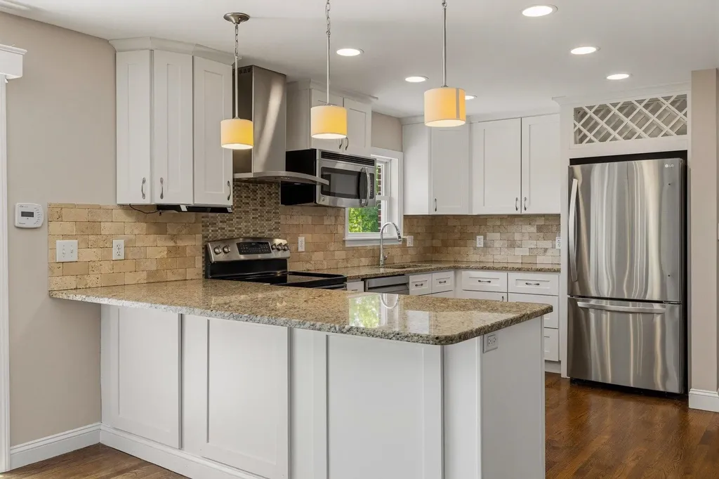 177 Spur Road Dover NH 03820