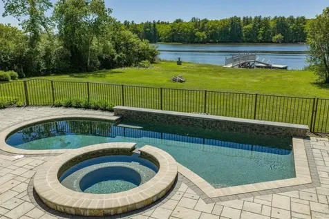 177 Spur Road Dover NH 03820