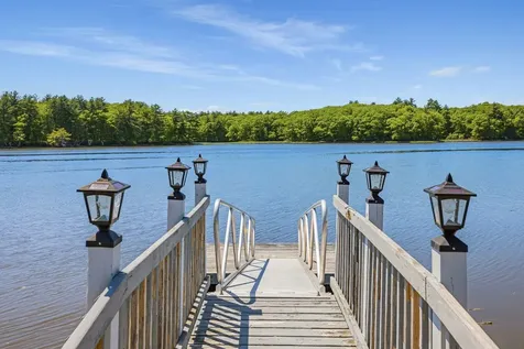 177 Spur Road Dover NH 03820
