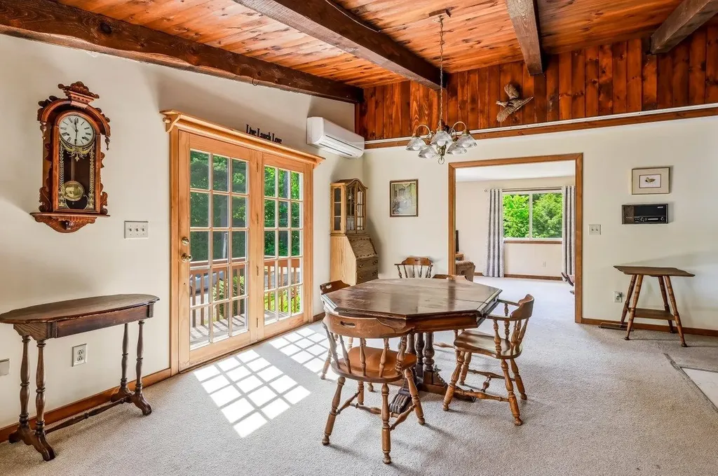 299 Middle Road Brentwood NH 03833