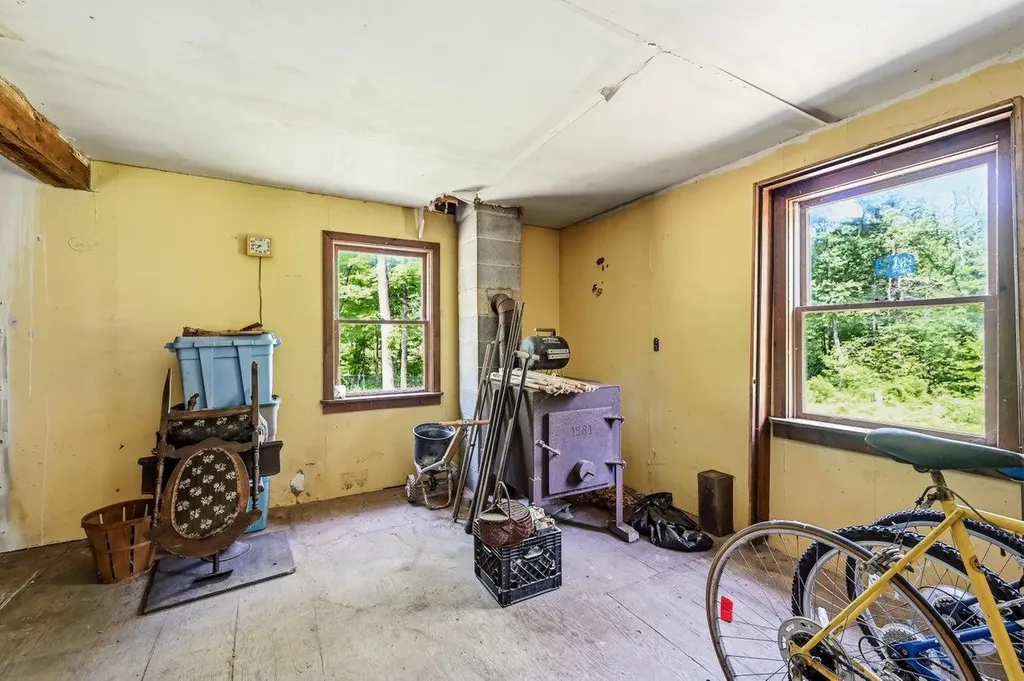 299 Middle Road Brentwood NH 03833