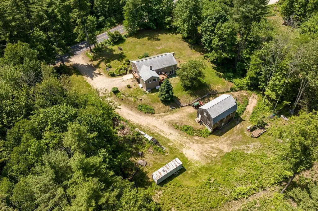 299 Middle Road Brentwood NH 03833