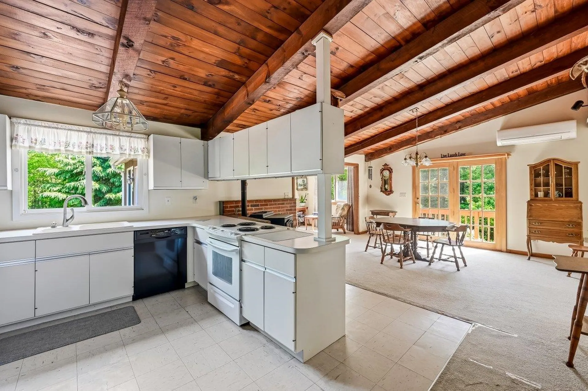 299 Middle Road Brentwood NH 03833