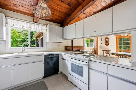 299 Middle Road Brentwood NH 03833