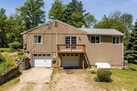 299 Middle Road Brentwood NH 03833