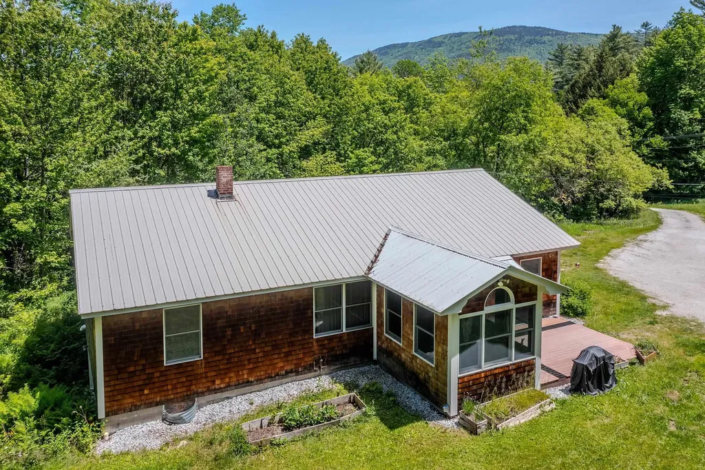 494 West River Road Londonderry VT 05155
