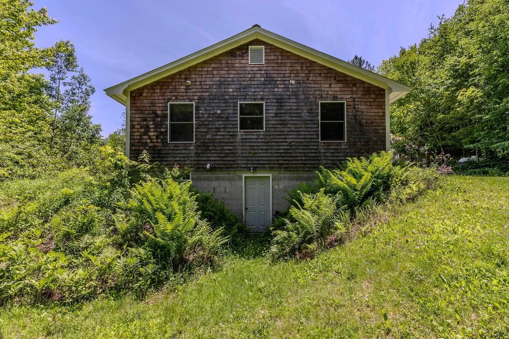 494 West River Road Londonderry VT 05155