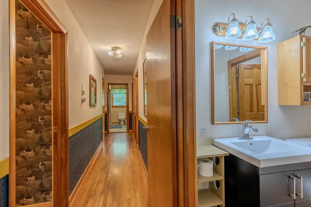 494 West River Road Londonderry VT 05155