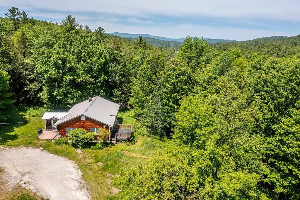494 West River Road Londonderry VT 05155