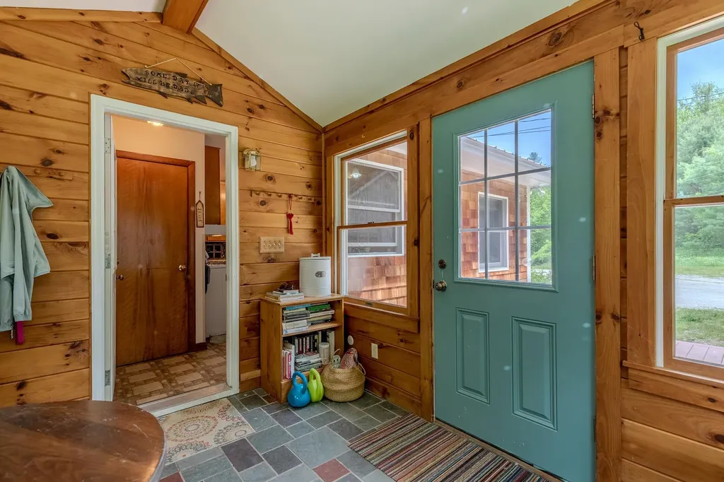 494 West River Road Londonderry VT 05155