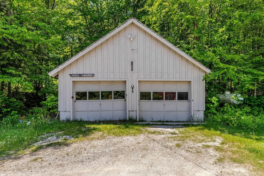494 West River Road Londonderry VT 05155