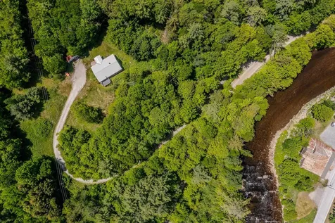 494 West River Road Londonderry VT 05155