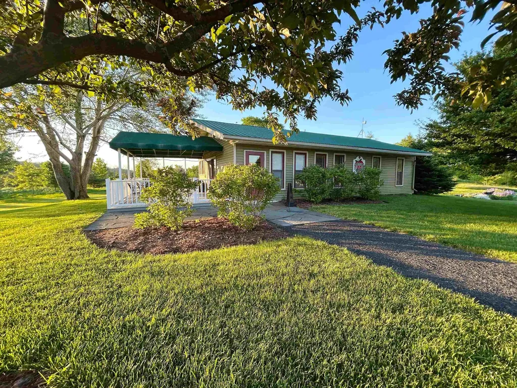 11 Eagle Lane South Hero VT 05486