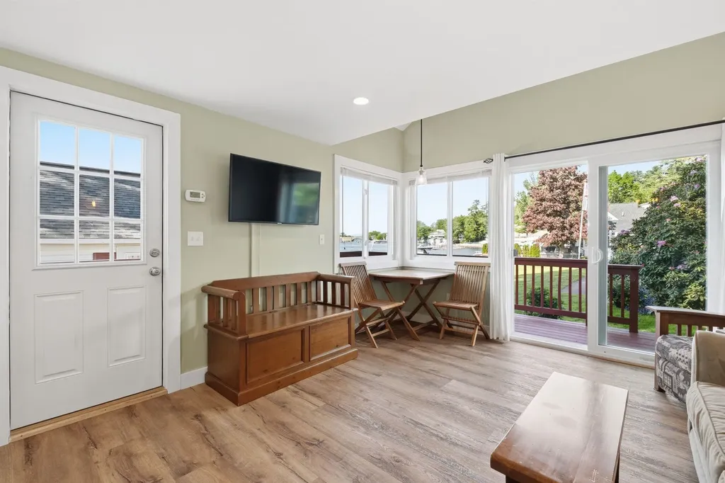 1026 Weirs Boulevard Laconia NH 03246