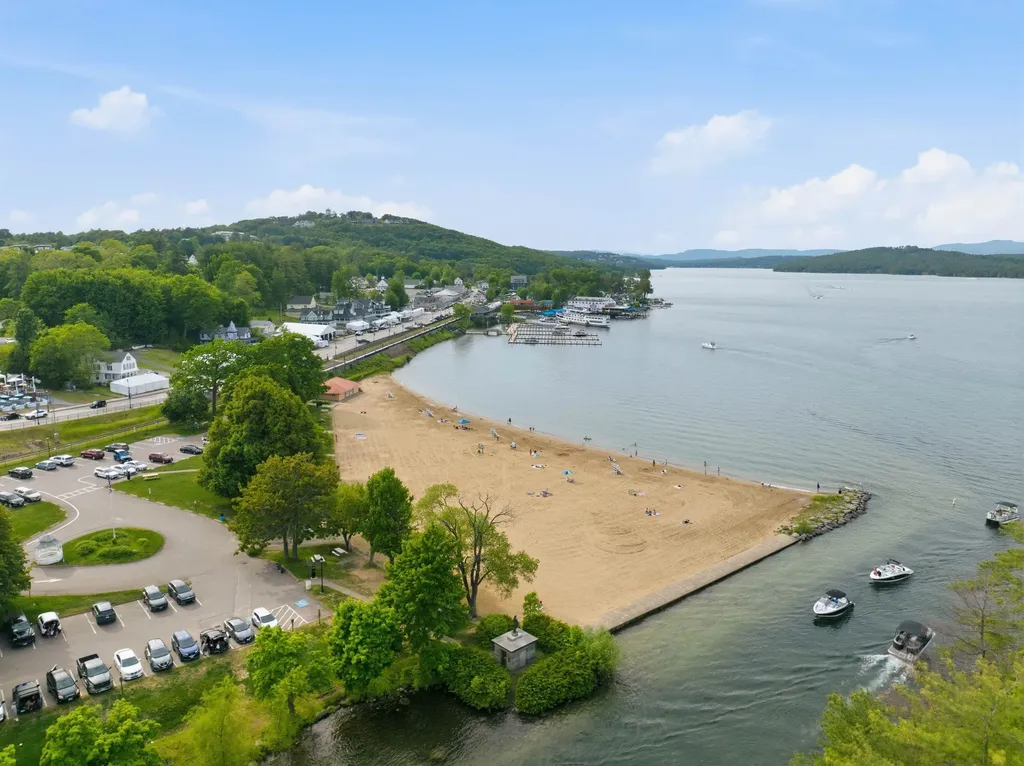 1026 Weirs Boulevard Laconia NH 03246