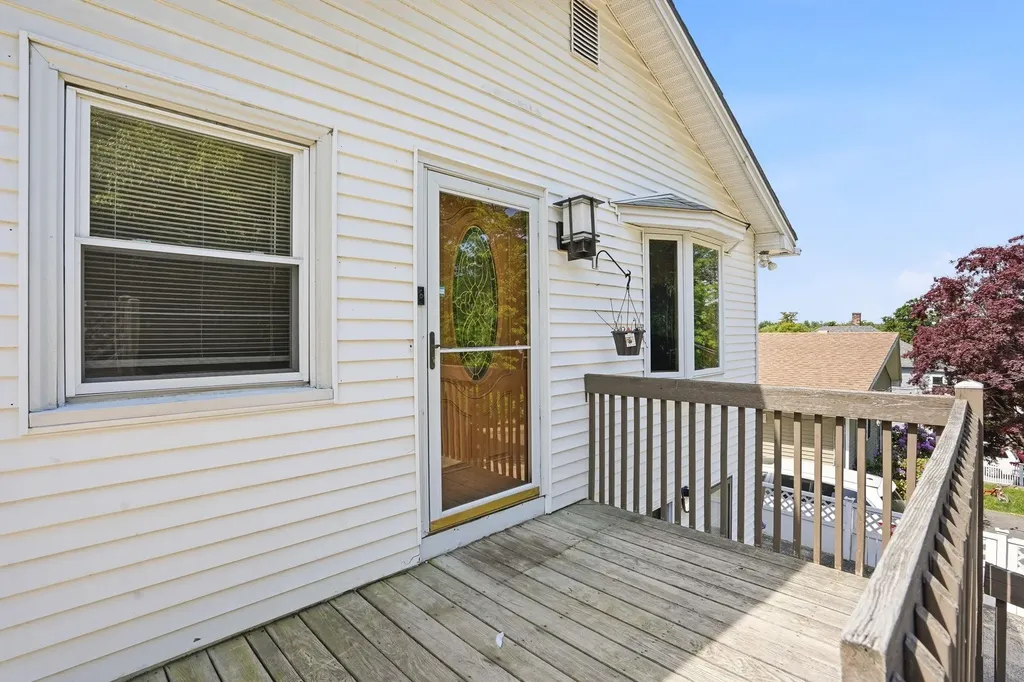65 Garfield Street Manchester NH 03103