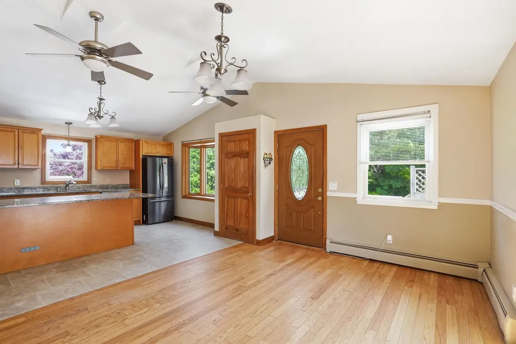 65 Garfield Street Manchester NH 03103