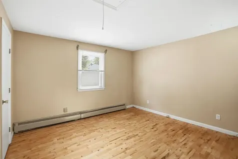 65 Garfield Street Manchester NH 03103