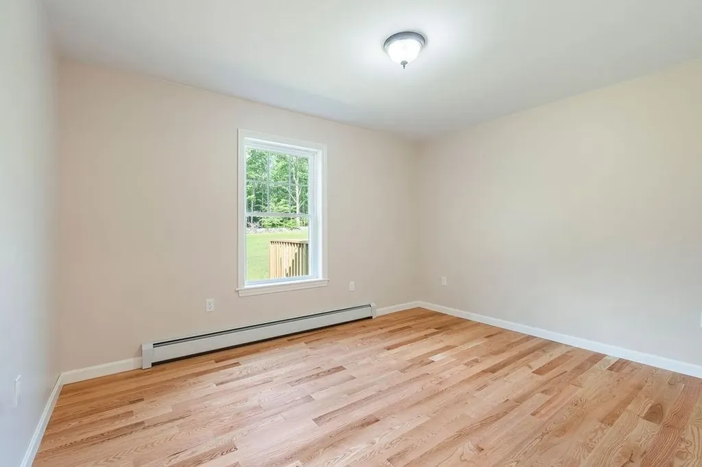 374 Hare Road Milton NH 03851