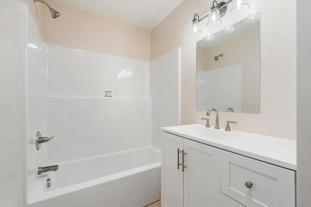 374 Hare Road Milton NH 03851
