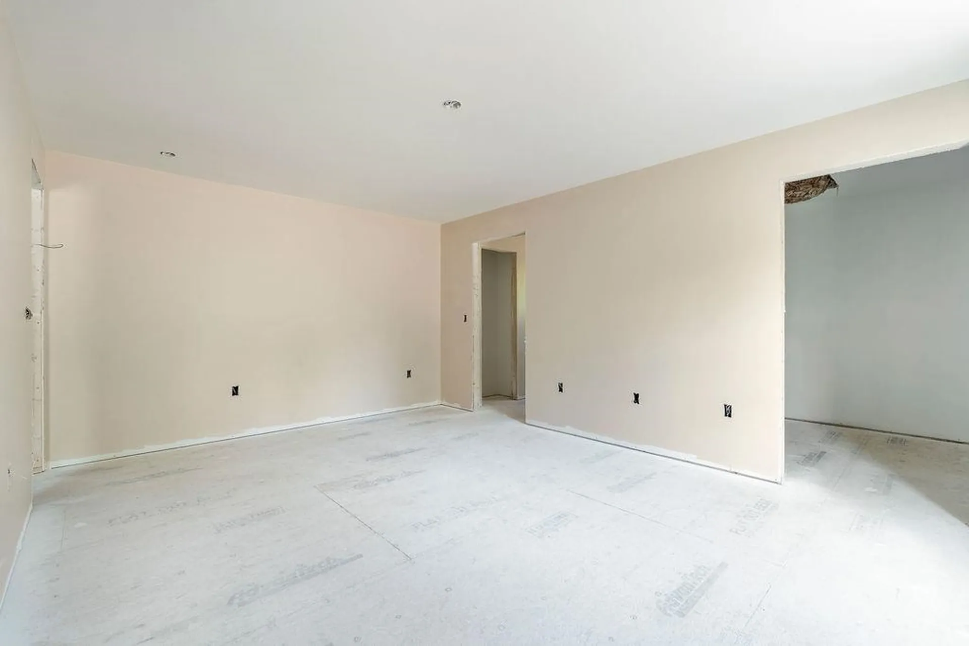374 Hare Road Milton NH 03851