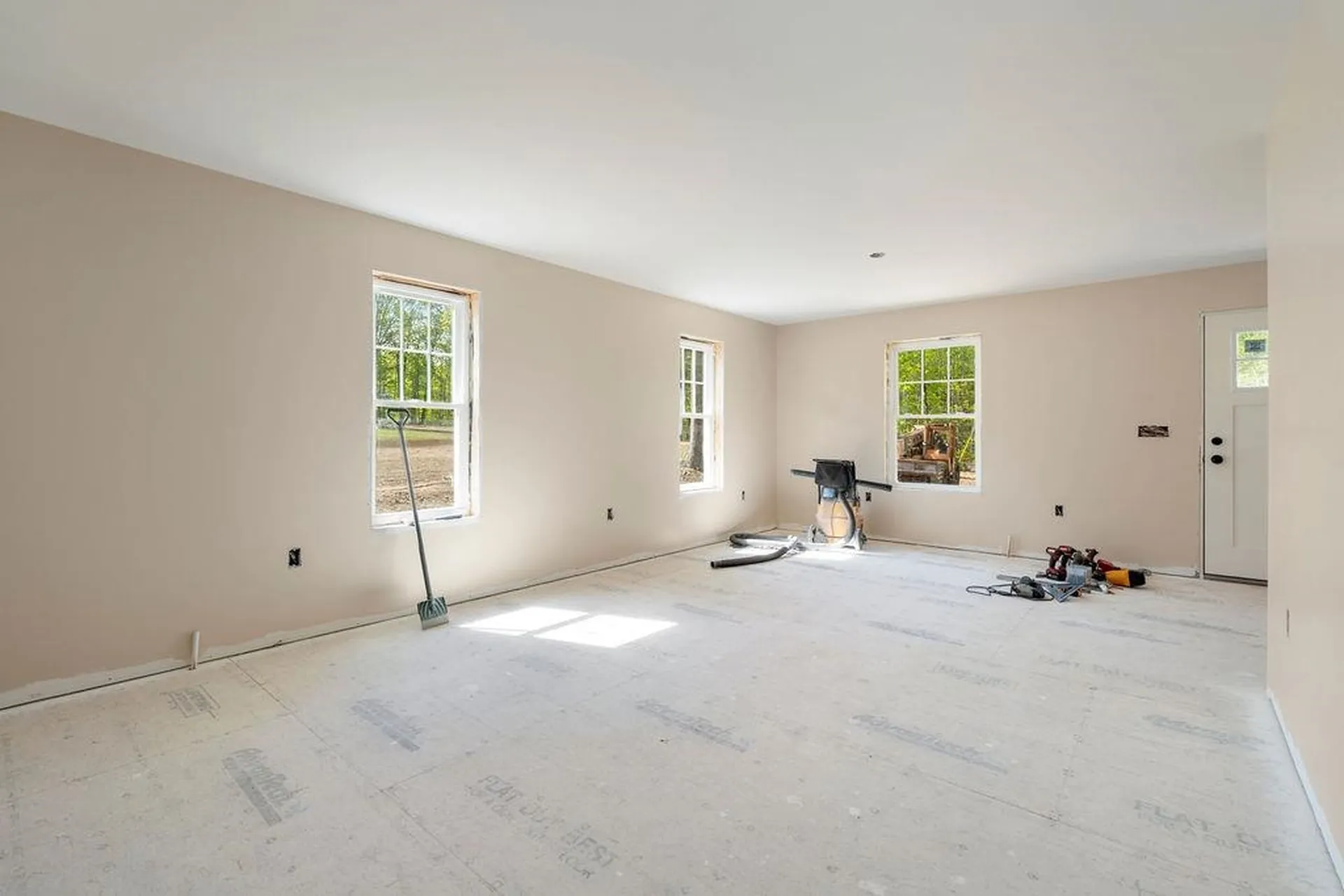 374 Hare Road Milton NH 03851