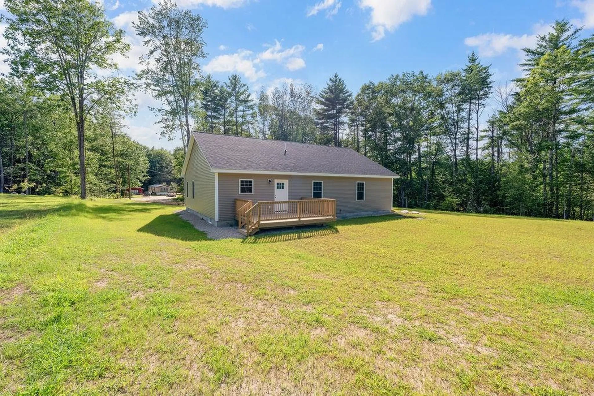 374 Hare Road Milton NH 03851