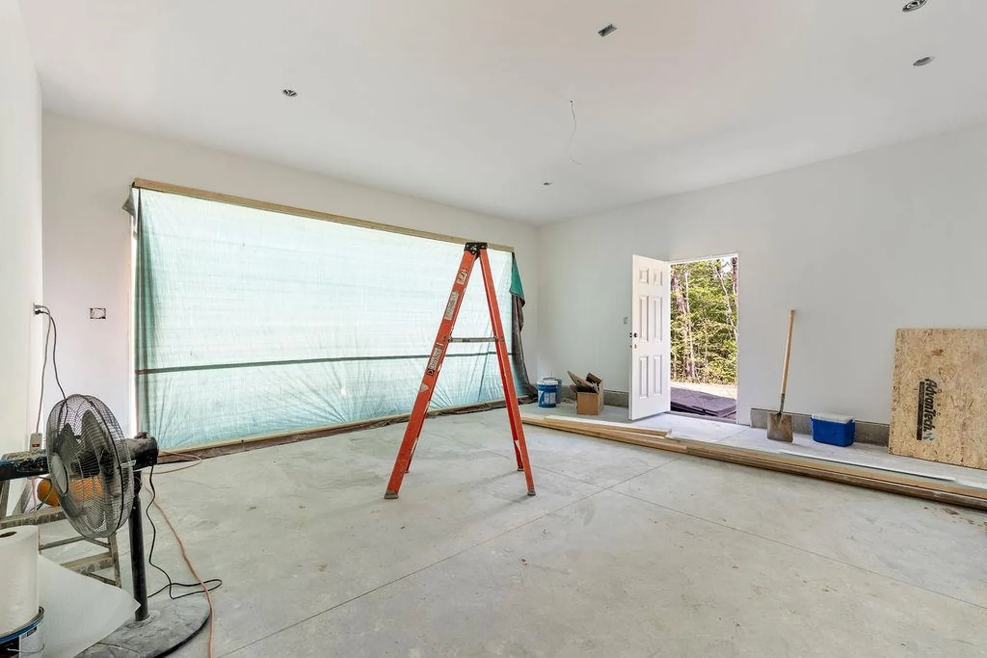 374 Hare Road Milton NH 03851