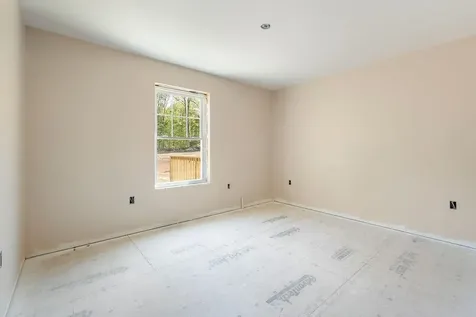 374 Hare Road Milton NH 03851