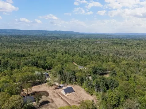 374 Hare Road Milton NH 03851