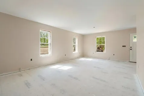 374 Hare Road Milton NH 03851
