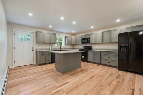 374 Hare Road Milton NH 03851