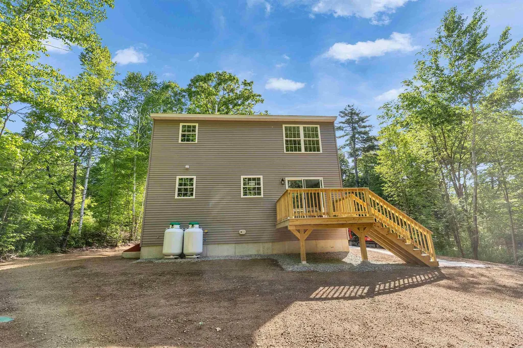 32 Deerpoint Drive Hillsborough NH 03244