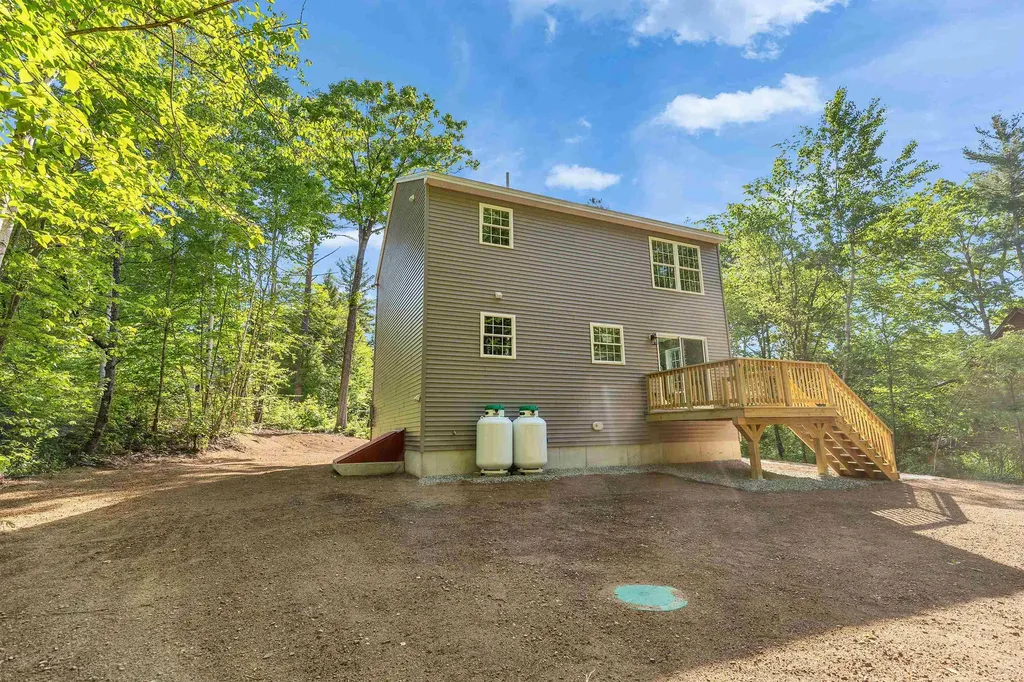 32 Deerpoint Drive Hillsborough NH 03244