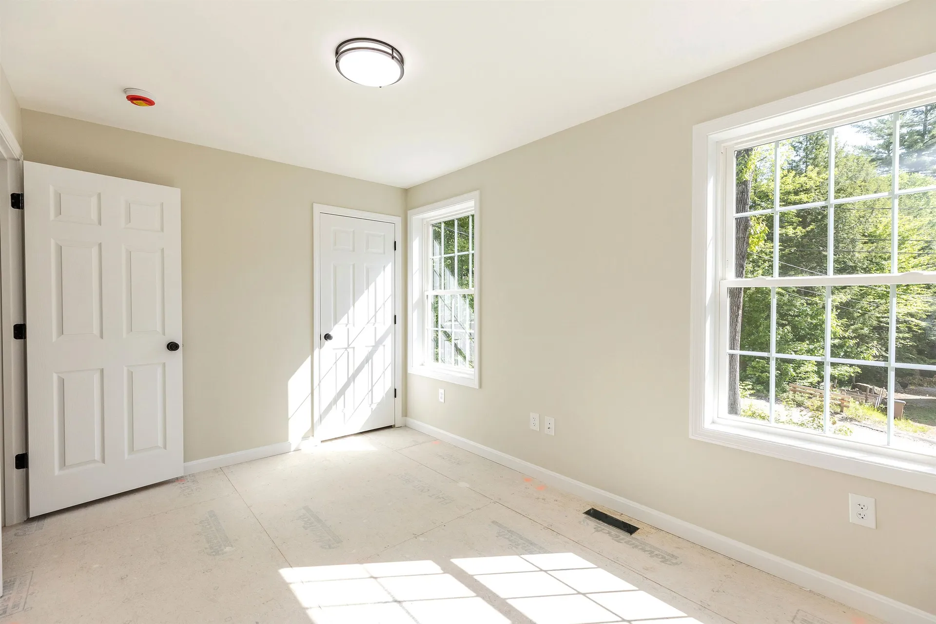 32 Deerpoint Drive Hillsborough NH 03244