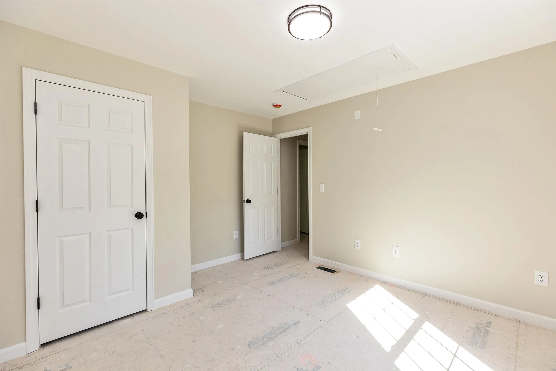 32 Deerpoint Drive Hillsborough NH 03244