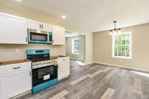 32 Deerpoint Drive Hillsborough NH 03244