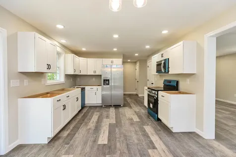 32 Deerpoint Drive Hillsborough NH 03244