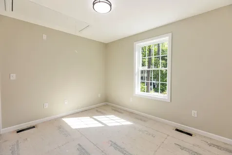 32 Deerpoint Drive Hillsborough NH 03244