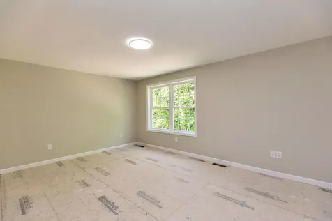 32 Deerpoint Drive Hillsborough NH 03244