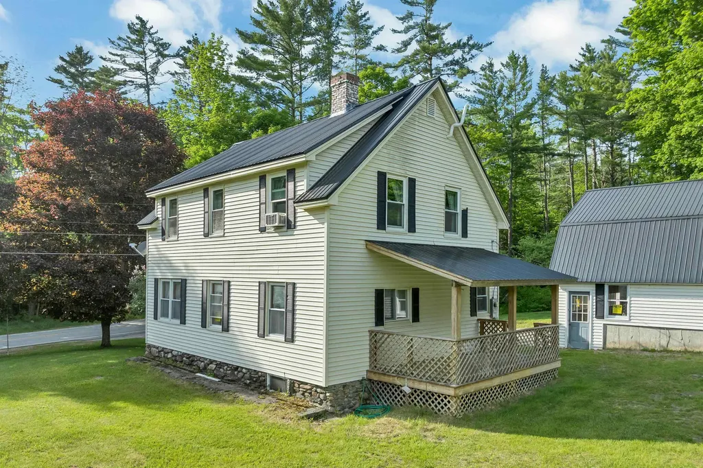 88 High Street Warren NH 03279