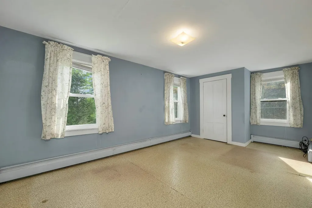 88 High Street Warren NH 03279