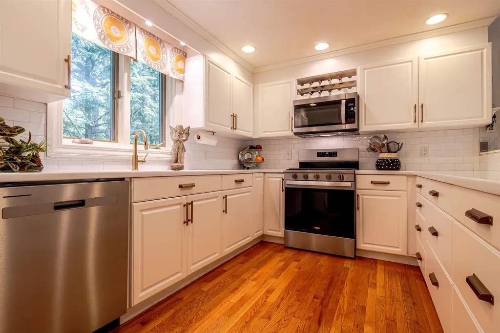 13 Pond Place Lane Concord NH 03301
