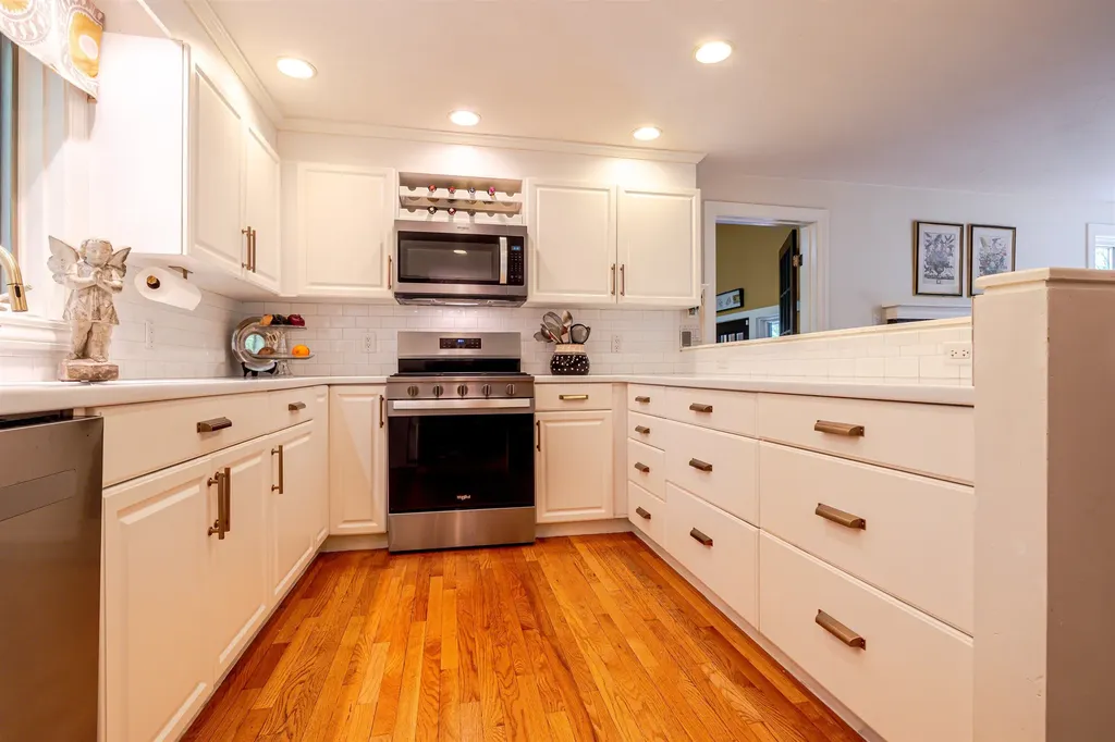 13 Pond Place Lane Concord NH 03301