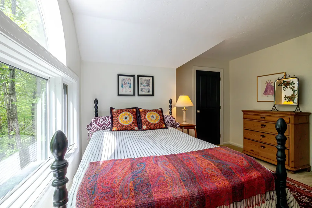 13 Pond Place Lane Concord NH 03301